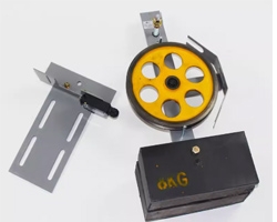 Precautions for elevator accessories during elevator use