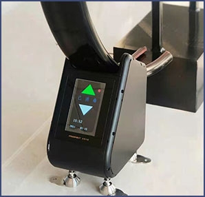 Automatic escalator disinfection device